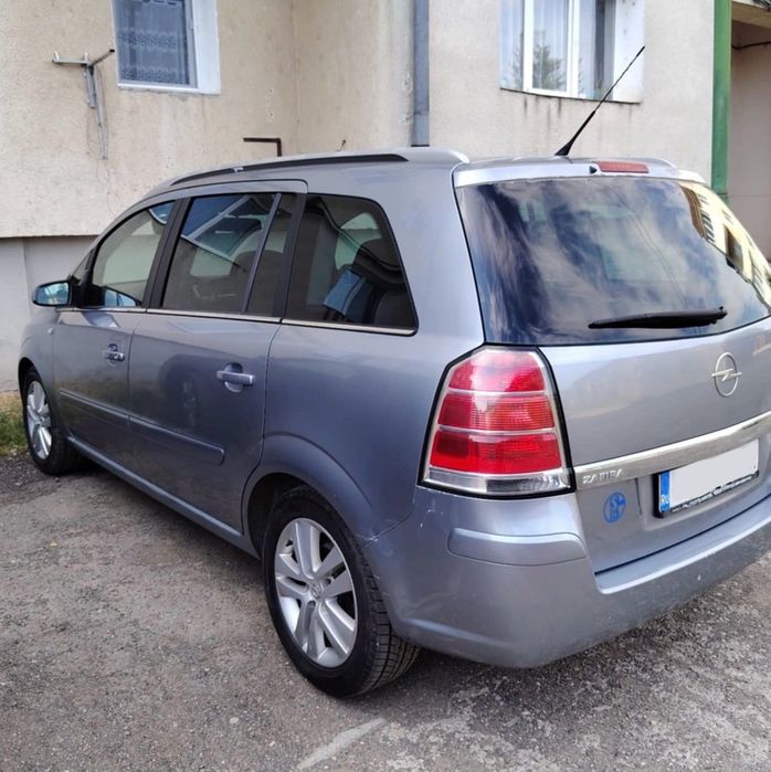 Opel Zafira B 1.6