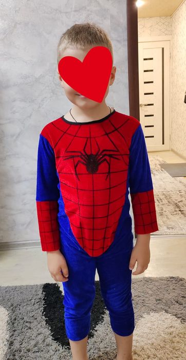 Продам  новогодние кастюмы