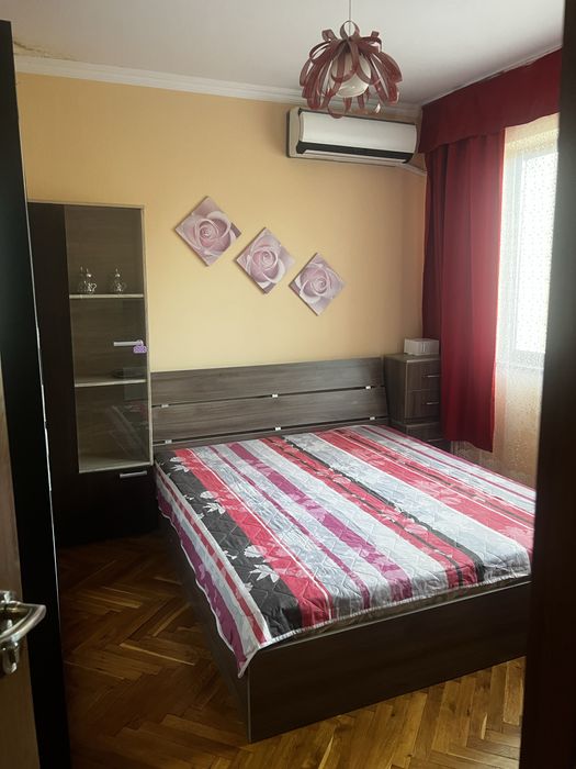 Дава се под наем Тристаен апартамент в Търговище, Център - 60 кв.м за 229.5 € - Снимка #5