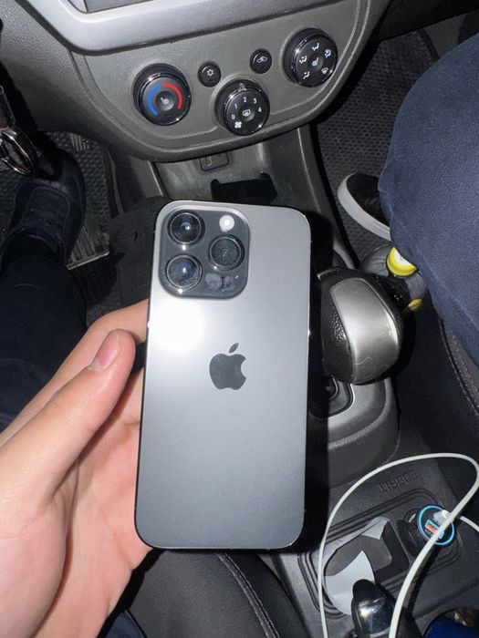 Iphone 14 pro  с гаринтией