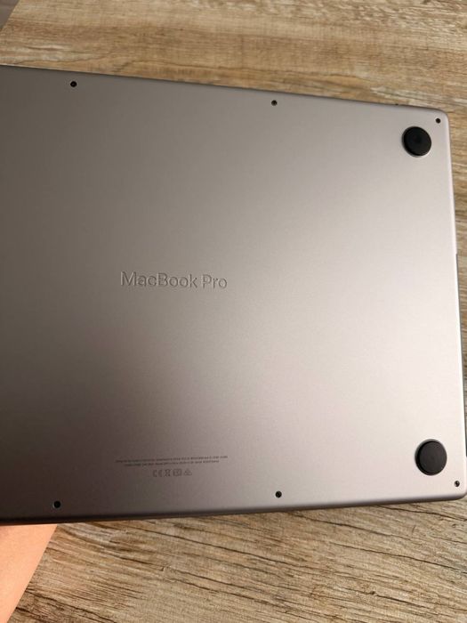 MacBook Pro 16” M1 Pro