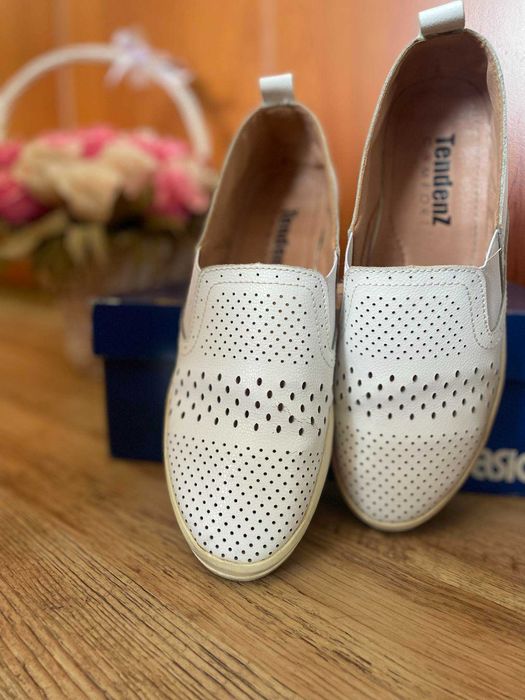 Пантофи Tendenz естественс кожа