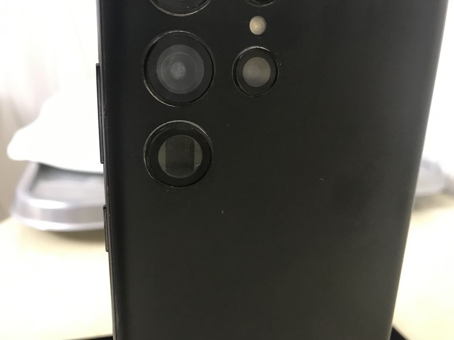 Samsung S22Ultra 12/256