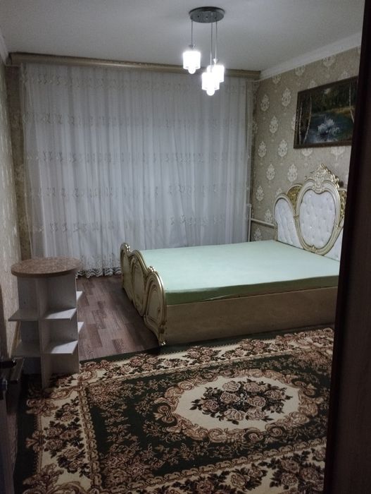 Продам 4мк4 этаж Евроремонт 2-комнатную квартиру