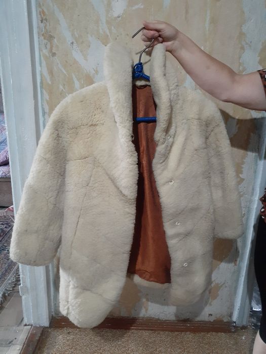 Продам детскую шубку!