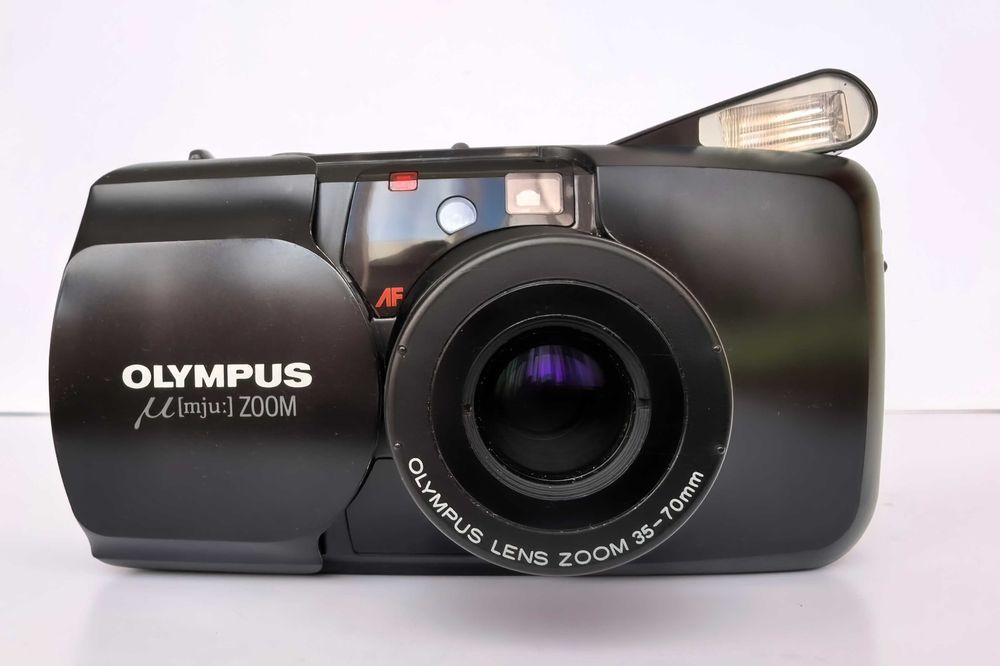 Филмов фотоапарат Olympus Mju Zoom - като нов