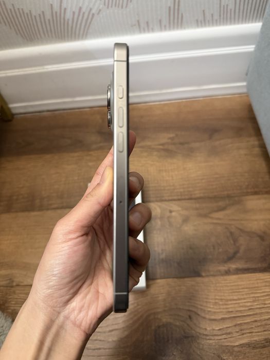 Iphone 16 pro max 512GB аккумулятор 96%