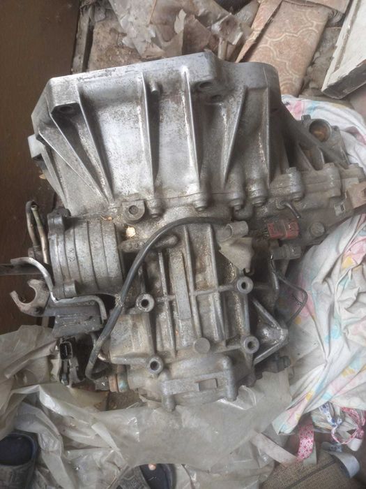 Запчасти на Nissan R'nessa 1996