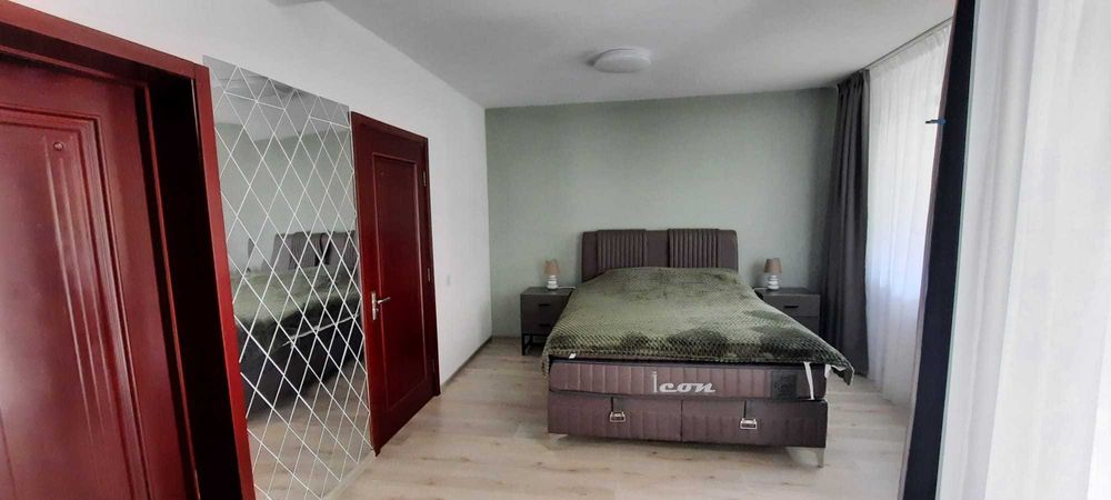 Proprietar – Apartament 4 camere, 120 mp, aproape de Pârtia Clăbucet, Predeal