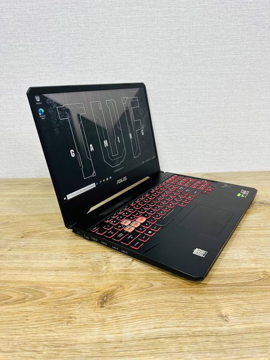 Срочно продается Ноутбук ASUS TUF Gaming FX505D.
