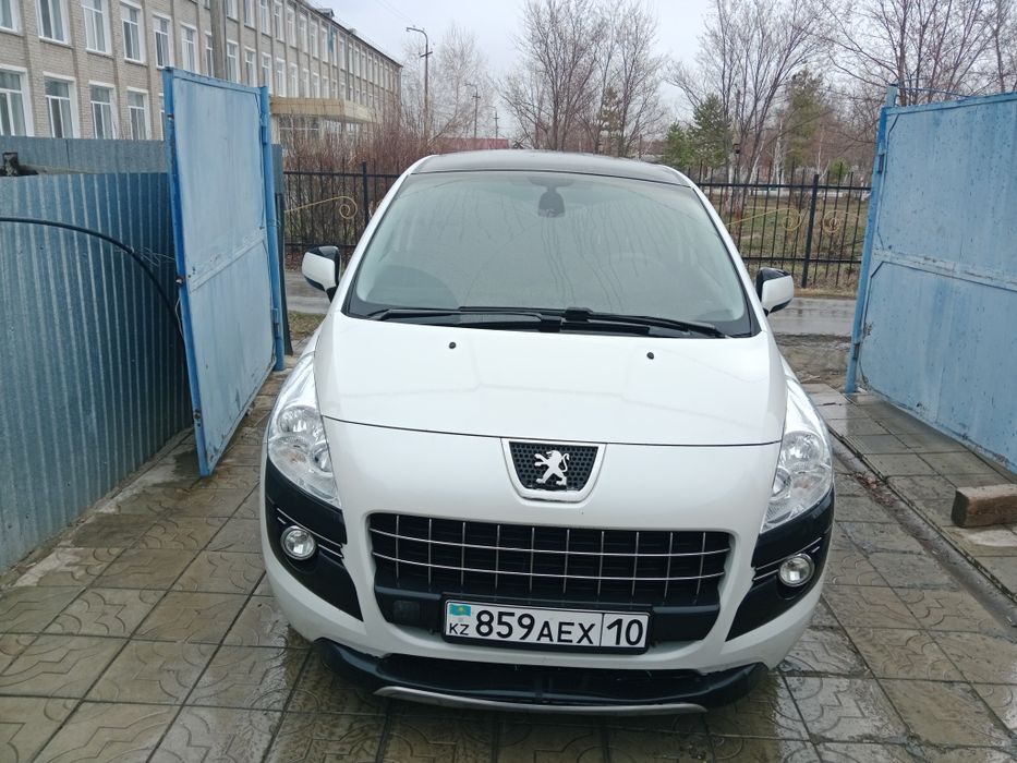 Продам ПЕЖО 3008 .