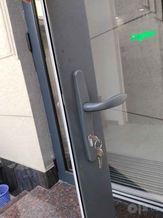 Oyna eshik ustasi akfa zamok remont