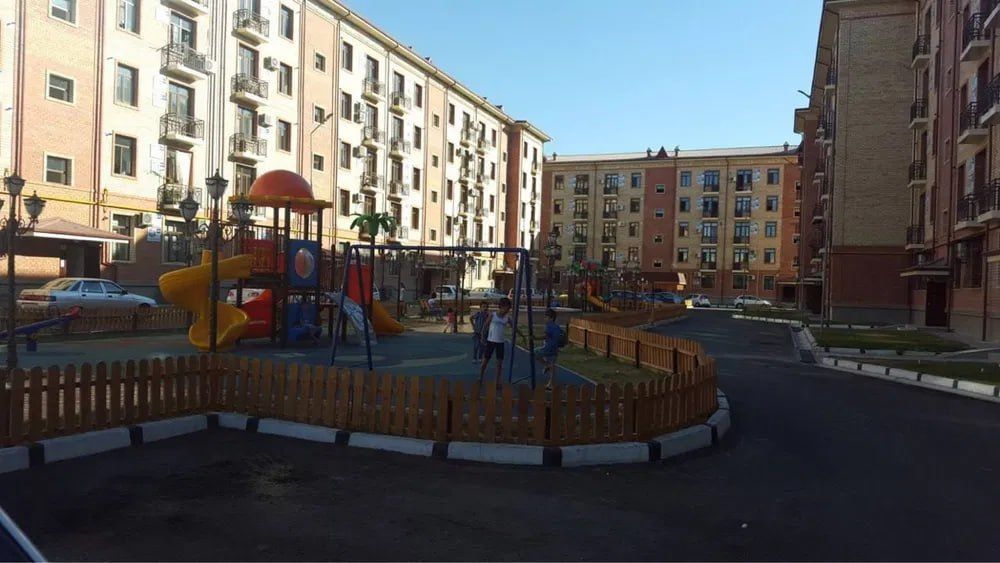 Срочно Продаётся Глинка Новостройка  2/5/5 с мебелью техникой. !!!
