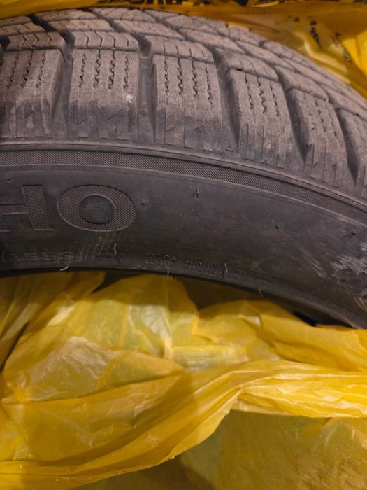 Продавам 4 броя зимни гуми