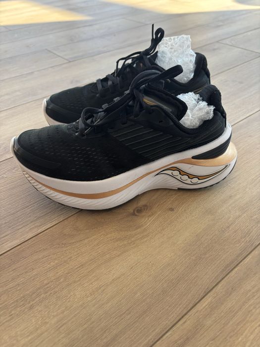 Маратонки Saucony