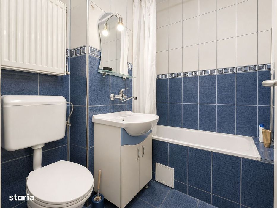De inchiriat apartament cu 3 camere - zona Lipovei