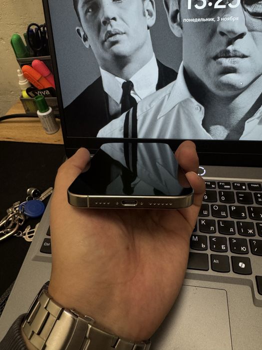 Iphone 16 pro max 256gb состояние АКБ 100%