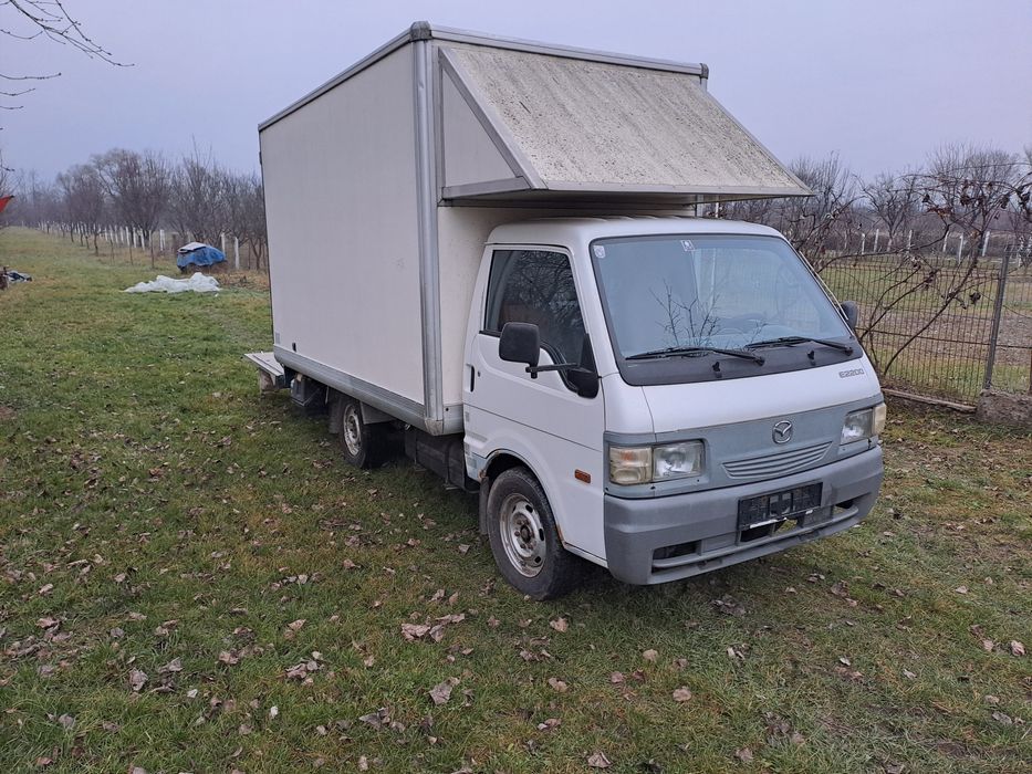 De vânzare Mazda E220