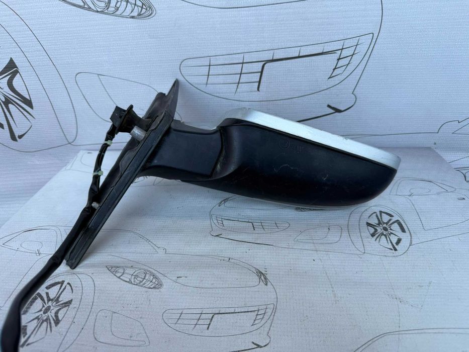 Oglindă Retrovizoare Dreaptă Electrică 2 și 6 Pini Audi A4 S4 B8 8K 8K2857410AF / 857410AF 2010 / [2008-2015] / (5A3)