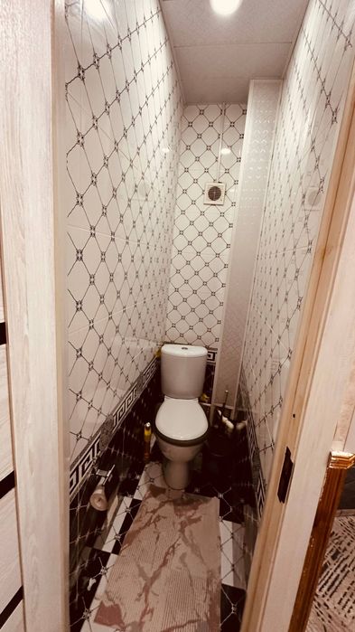 Продаётся дом  uch tepa prakraturasi roʻparasida
