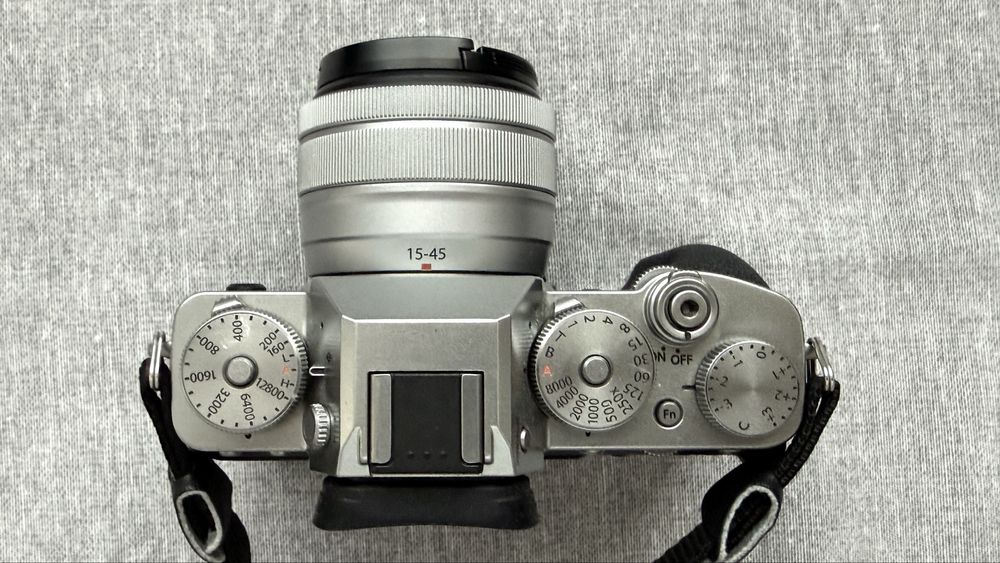 Vând cameră Fujifilm X-T3