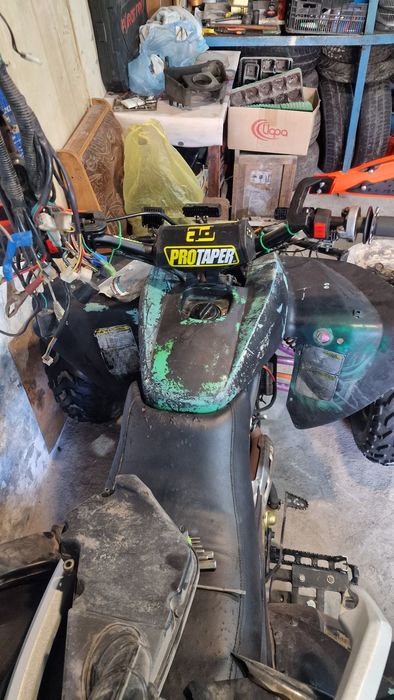 Продам квадроцикл 250 кубов механика