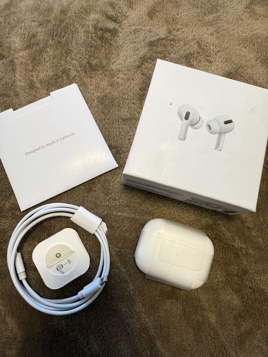 AirPods Pro белые,новые