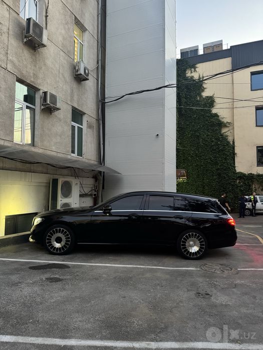 Mercedes benz e200 w213 чистая