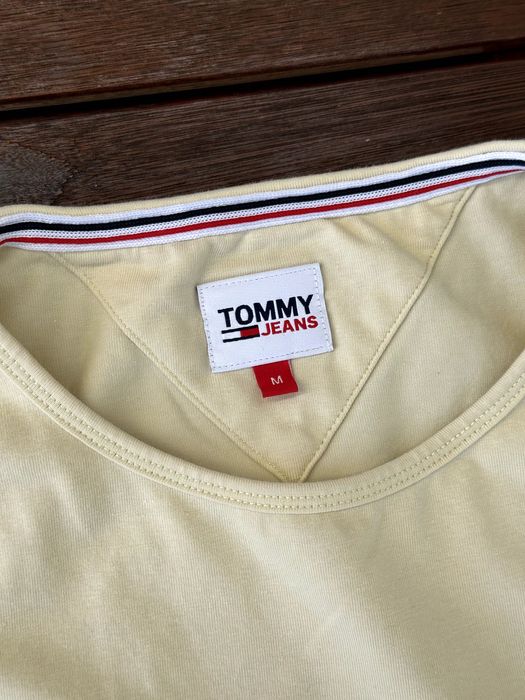 Дамски кроп топ Tommy Hilfiger (Tommy Jeans) - размер М, КАТО НОВ