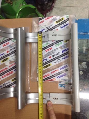 Set maner usa frigider beko arctic 25cm distanta gauri 21,5cm alb