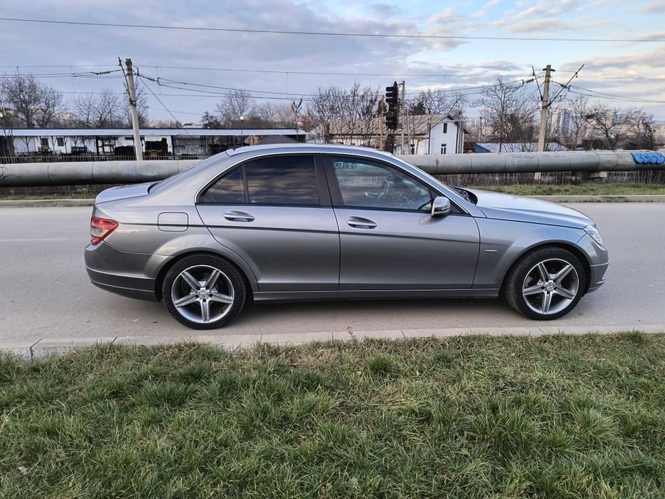 Mercedes-Benz C200 w204 2009