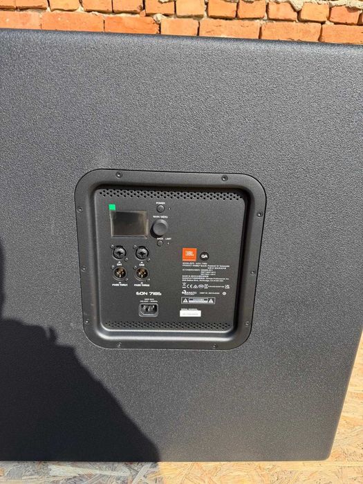 JBL EON 718S Subwoofer activ
