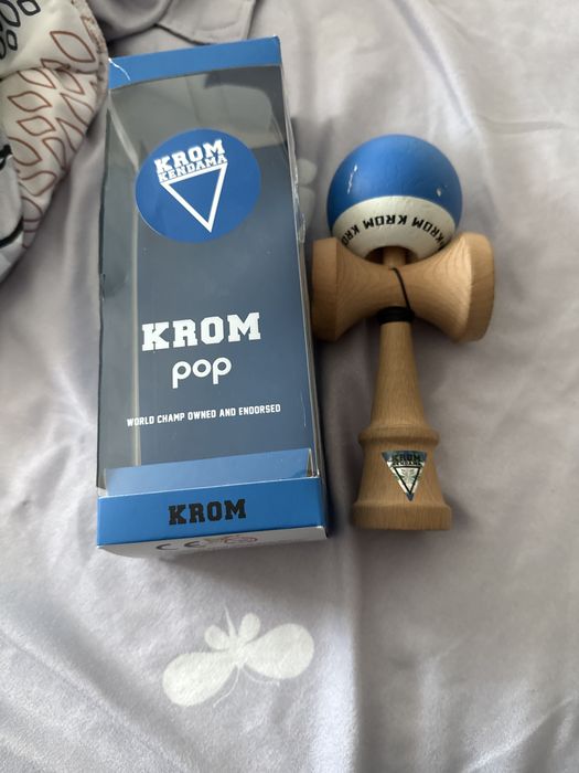 Kendama Krom pop rubber