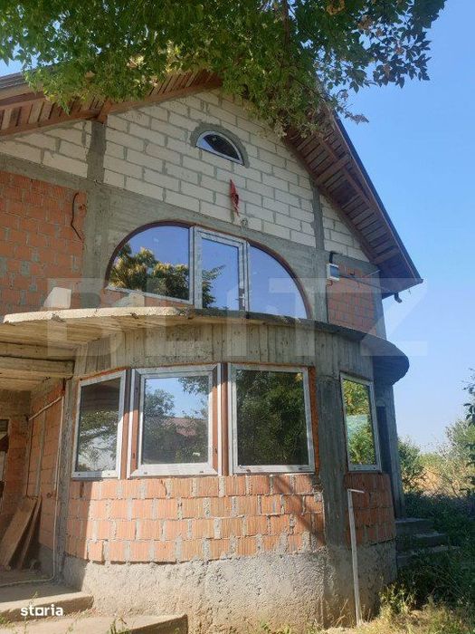 Casa/Vila, 341 mp construiti, teren 1000 mp, Tartasesti