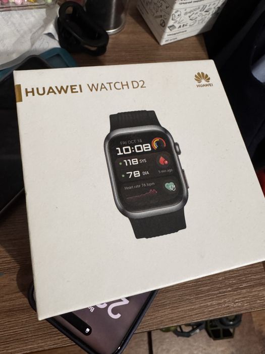 Продам часы HUAWEI WATCH D2