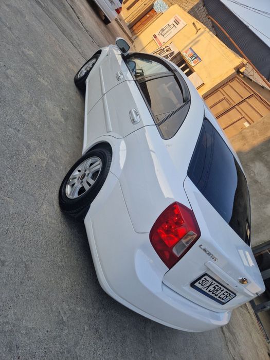 Срочно алло  холатдаги  ласети  сотилади