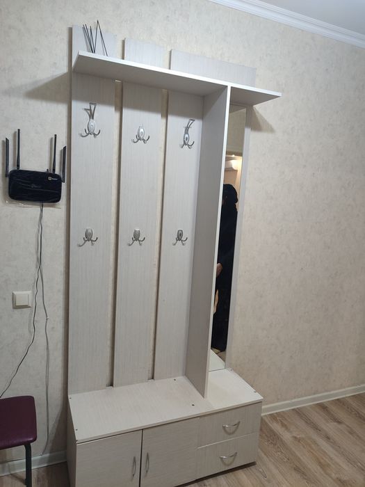 Продам прихожая.