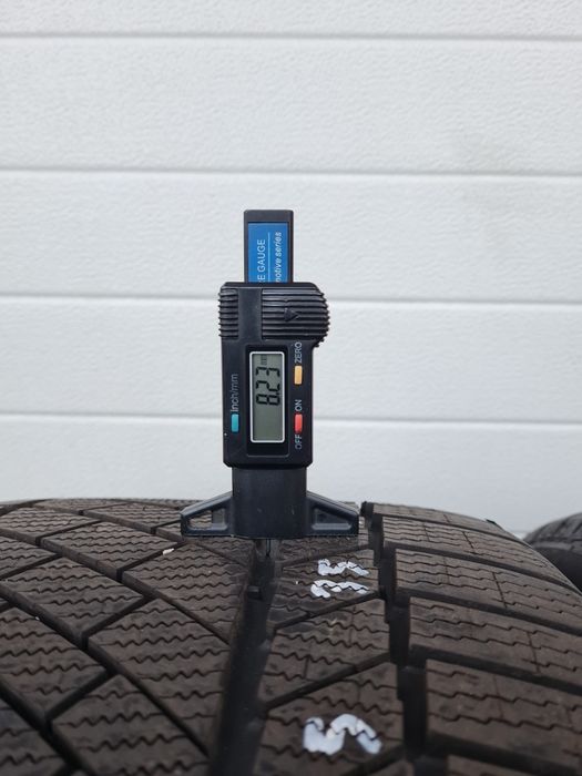 Зимни гуми 2 броя CONTINENTAL ContiWinter TS830P 295 35 R19 дот 4515