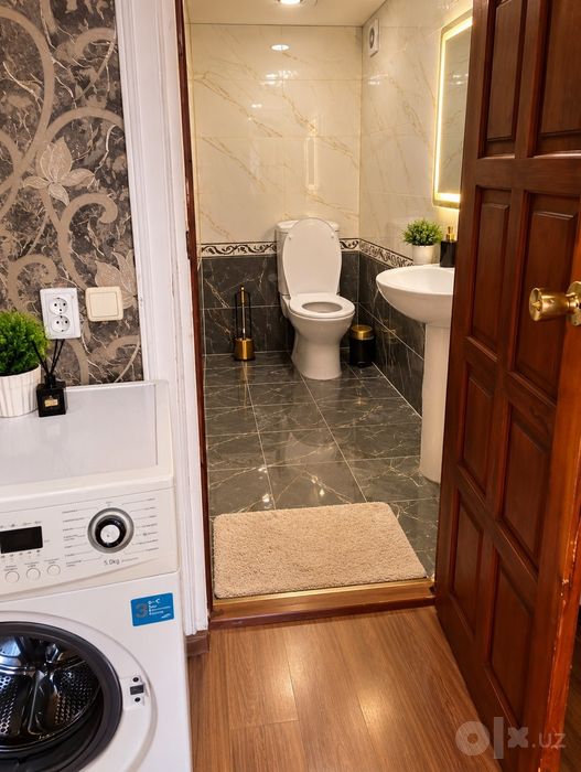 Hostel 1 kishilik xonalar sanuzeli xona ichida