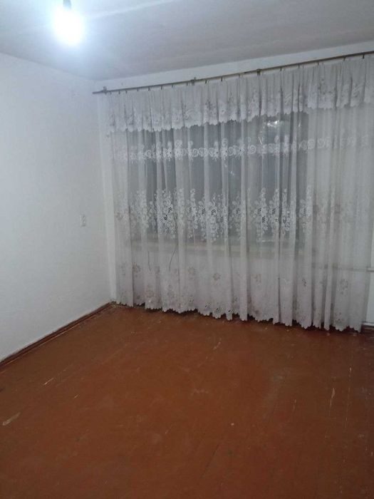 1 Xonali uy sotiladi