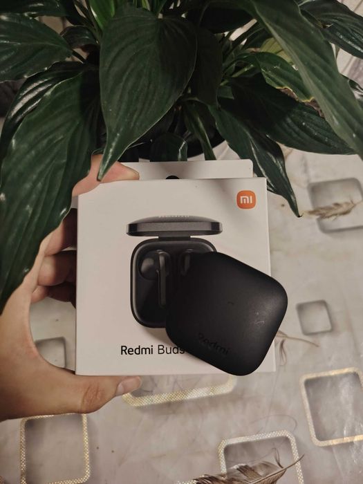 Redmi Buds 6 Active – Deyarli yangi, atigi 5–6 marta ishlatilgan