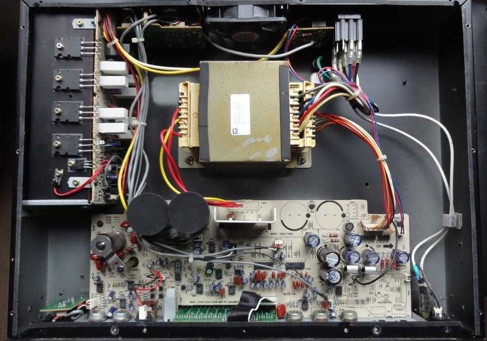 Hartke HB3500 Hybrid Bass Head