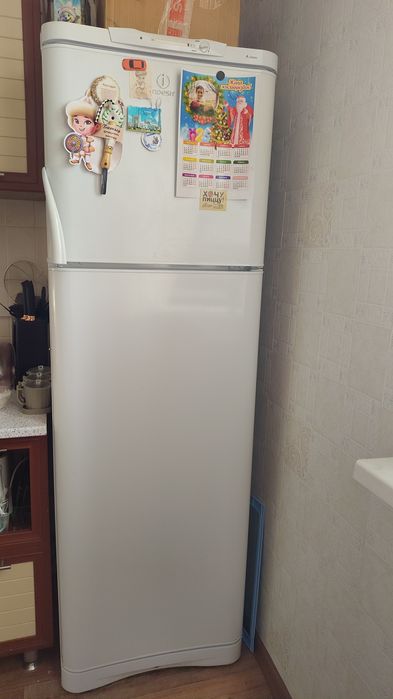 Техника  холодильник