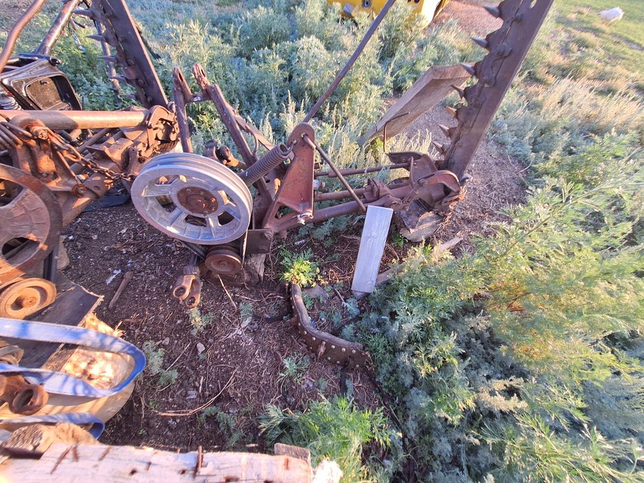 Продам две косилки однобруски