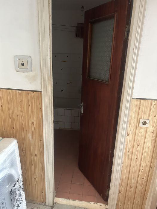 Vand apartament 4 camere