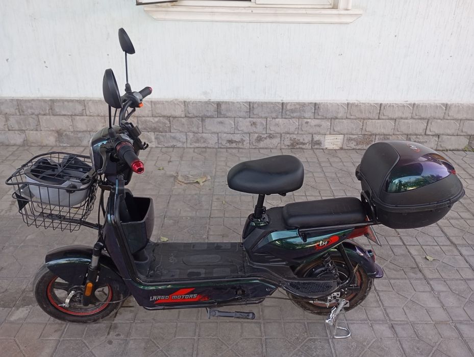 Yangi elektr skuter
