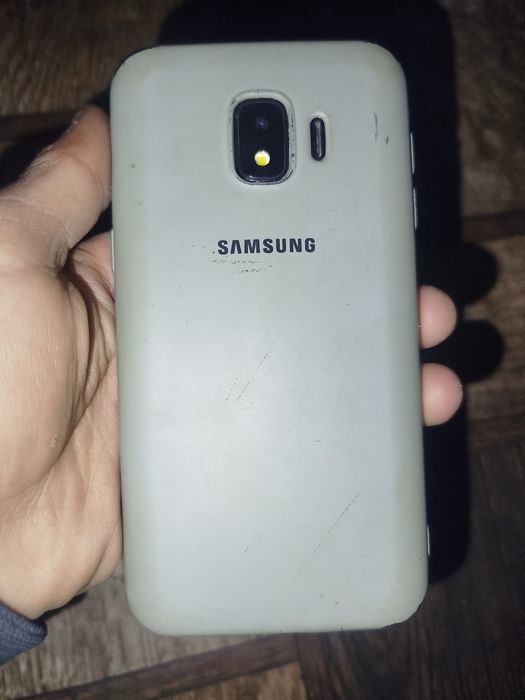 Samsung j2 core sotiladi