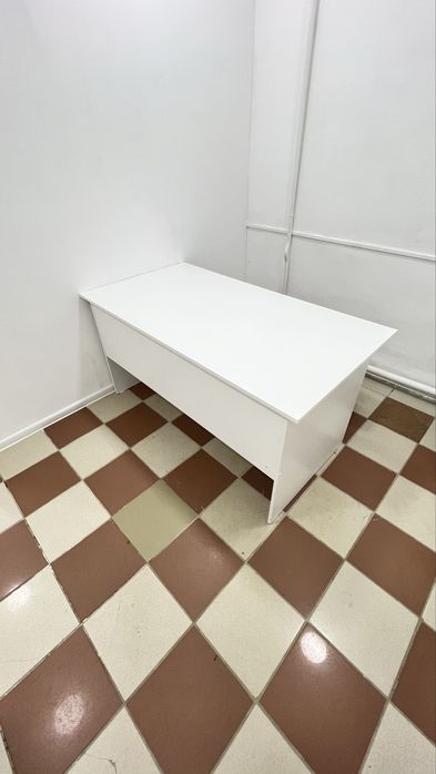 Продам рабочи стол для офиса