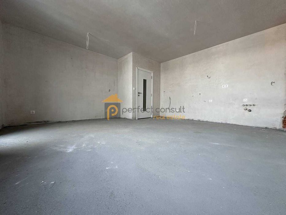 Двустаен апартамент Христо Смирненски