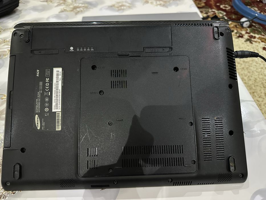 Продаётся ноутбук Samsung R428